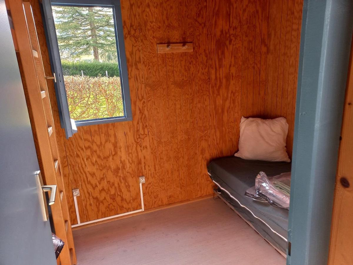 Camping Les Feuilles Chauffailles ภายนอก รูปภาพ